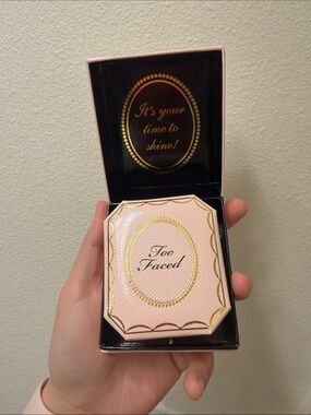 Too Faced diamond light multi-use diamond fire highlighter, NEW, 12 g